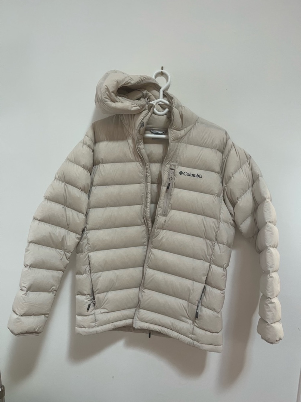 Columbia Cream Down Puff Jacket with Hood